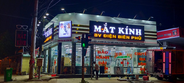 Làm Bảng Hiệu Mắt Kính Bình Dương Ấn Tượng Thu Hút