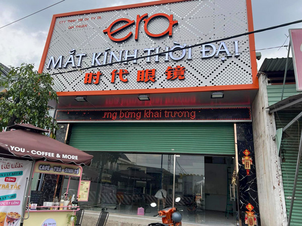 Làm Bảng Hiệu Mắt Kính Bình Dương Ấn Tượng Thu Hút