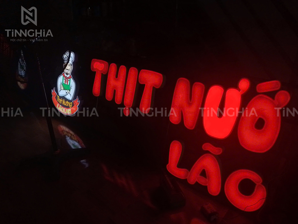 LÀM BẢNG HIỆU MICA THUẬN AN