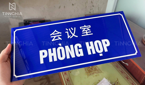 LÀM BIỂN TÊN PHÒNG SỐ LƯỢNG LỚN TẠI BÌNH DƯƠNG