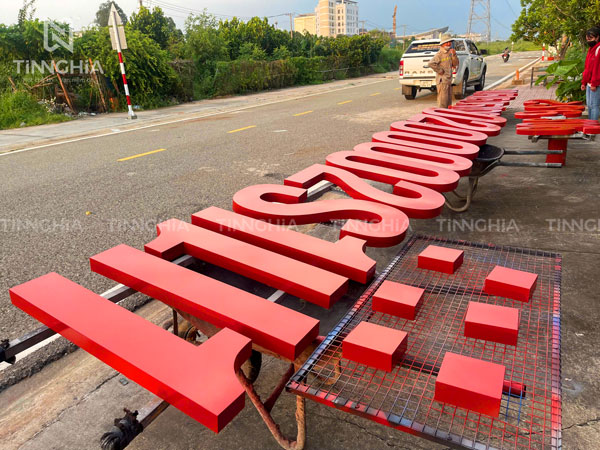 LÀM BẢNG HIỆU CHỮ NỔI BẾN CÁT