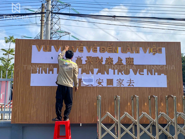 LÀM CHỮ NỔI MICA BÌNH DƯƠNG