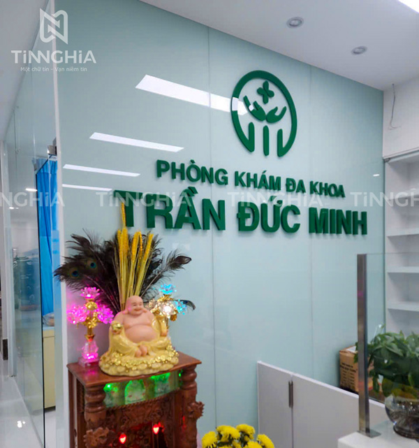 Các Yếu Tố Ảnh Hưởng Đến Giá Bảng Hiệu