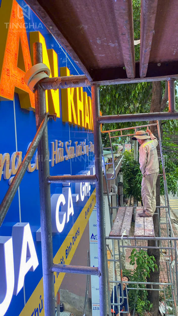 ỐP ALU MẶT DỰNG THUẬN AN