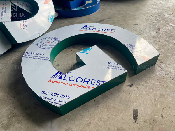 Làm bảng hiệu Thuận An chữ nổi alu cho nhà máy công ty GS Battery