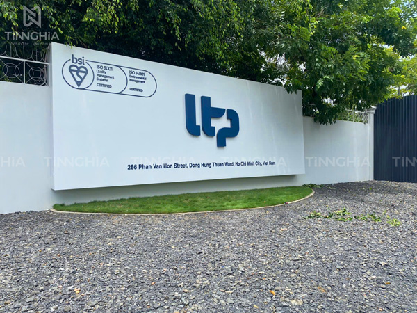 Thay Địa Chỉ Bảng Hiệu Công Ty LTP ở TP.HCM