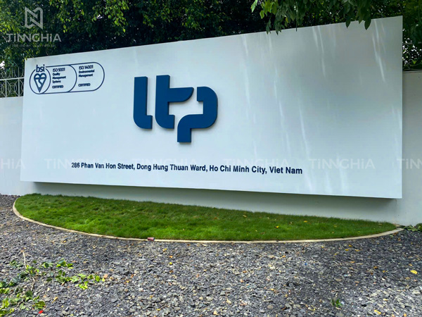 Thay Địa Chỉ Bảng Hiệu Công Ty LTP ở TP.HCM