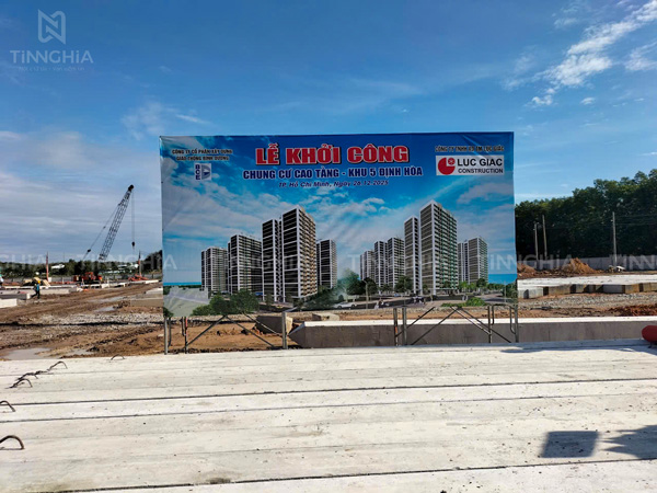 Thi Công Biển Quảng Cáo Dự Án Bất Động Sản