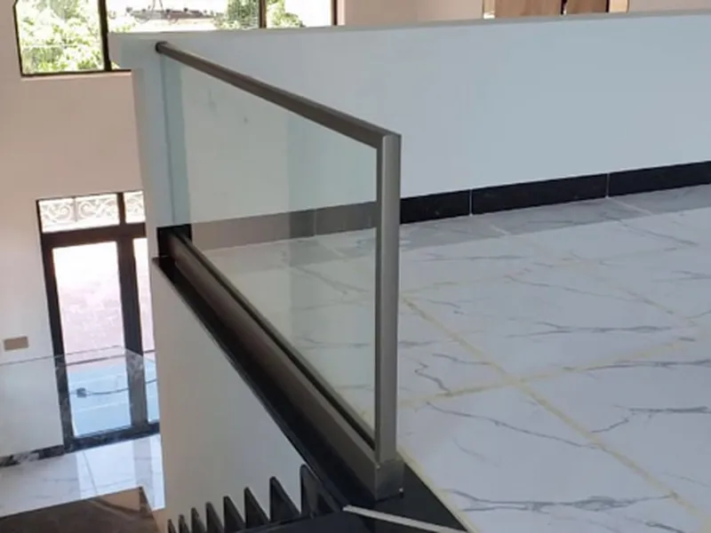 LÀM NHÔM KÍNH XINGFA BÌNH PHƯỚC