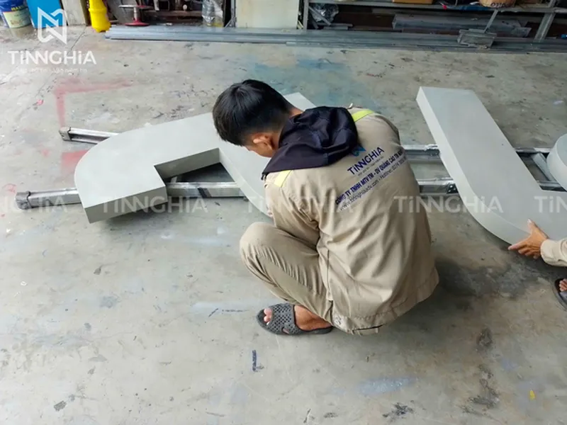 LÀM BẢNG HIỆU INOX BÌNH DƯƠNG | LÀM CHỮ INOX QUẢNG CÁO GIÁ RẺ