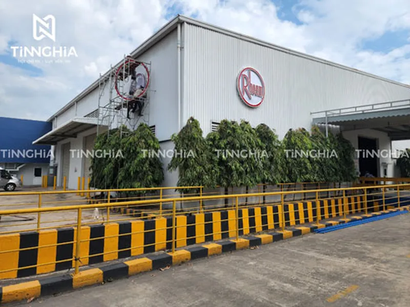THI CÔNG CHỮ NỔI INOX - MICA TẠI DĨ AN
