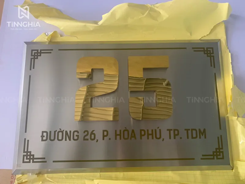 BIỂN HIỆU INOX ĂN MÒN DẦU TIẾNG | LÀM BẢNG INOX GIÁ RẺ BÌNH DƯƠNG