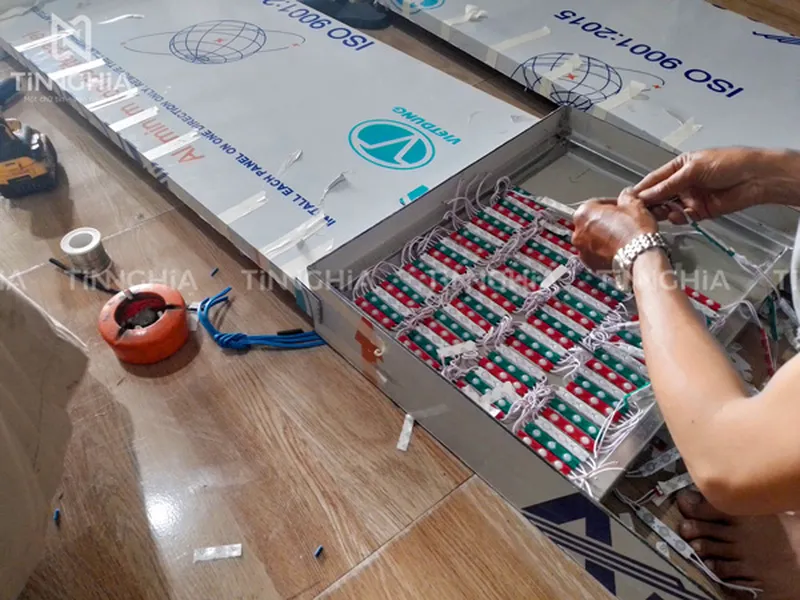 BẢNG ĐÈN LED QUẢNG CÁO PHÚ GIÁO | LÀM BIỂN CẢNH BÁO ĐÈN LED 