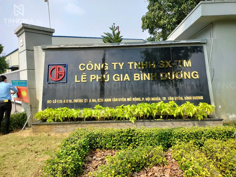Bảng Hiệu Chữ Inox Vàng TPHCM – Bền Đẹp, Nổi Bật
