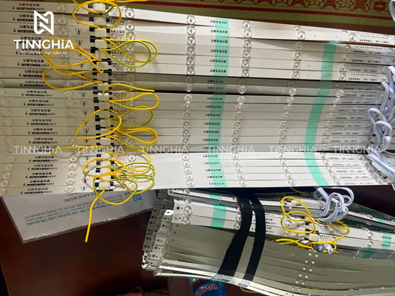 LÀM BẢNG HIỆU HỘP ĐÈN BÌNH DƯƠNG GIÁ RẺ