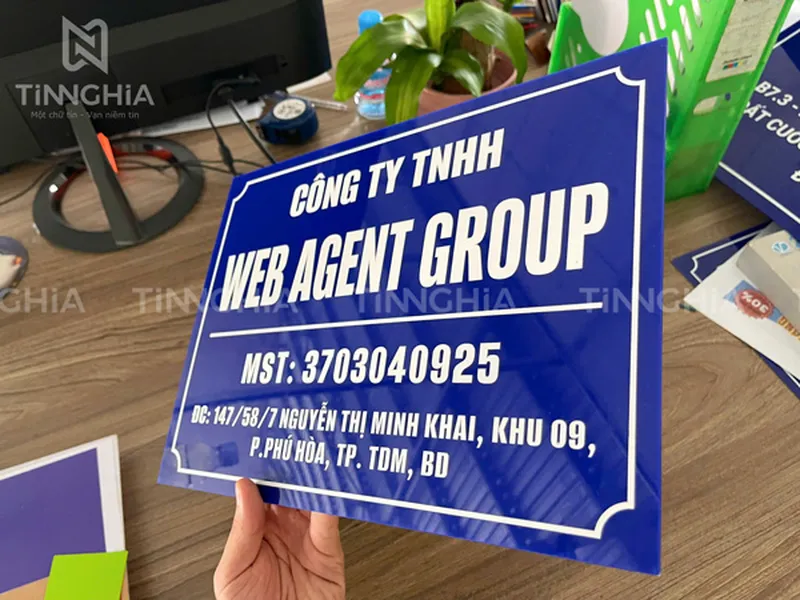 BẢNG HIỆU MICA BÌNH DƯƠNG | BIỂN MICA, CHỮ NỔI MICA