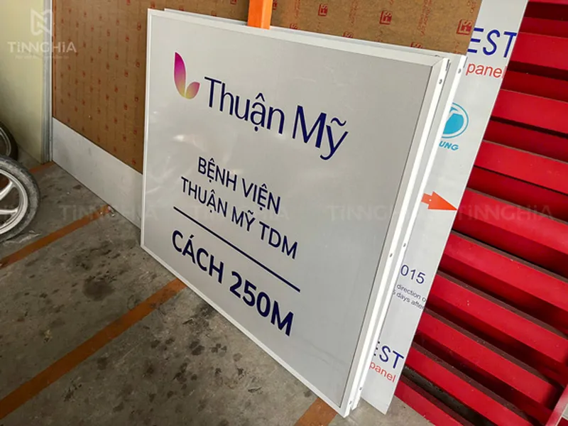 BẢNG HIỆU TÔN BẾN CÁT | BIỂN QUẢNG CÁO BẰNG TÔN CÁC LOẠI