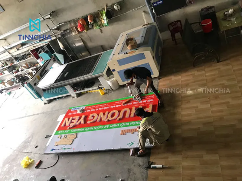 BIỂN HIỆU TÔN DĨ AN | BẢNG HIỆU TÔN GỢN SÓNG BÌNH DƯƠNG