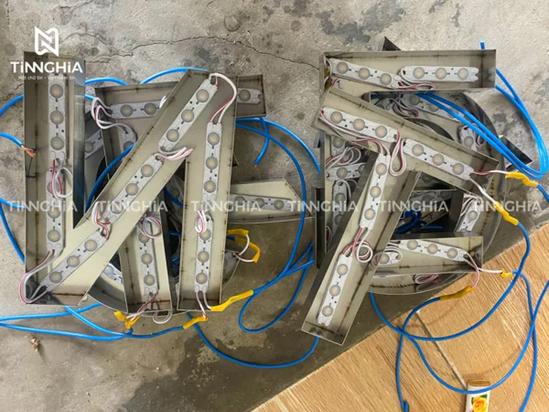 GIA CÔNG CHỮ INOX BÌNH DƯƠNG | LÀM BẢNG HIỆU INOX GIÁ RẺ, UY TÍN