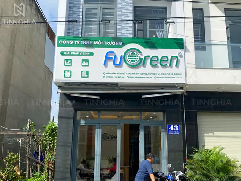 BIỂN ALU GẮN CHỮ NỔI ĐÈN LED SÁNG ĐẸP 