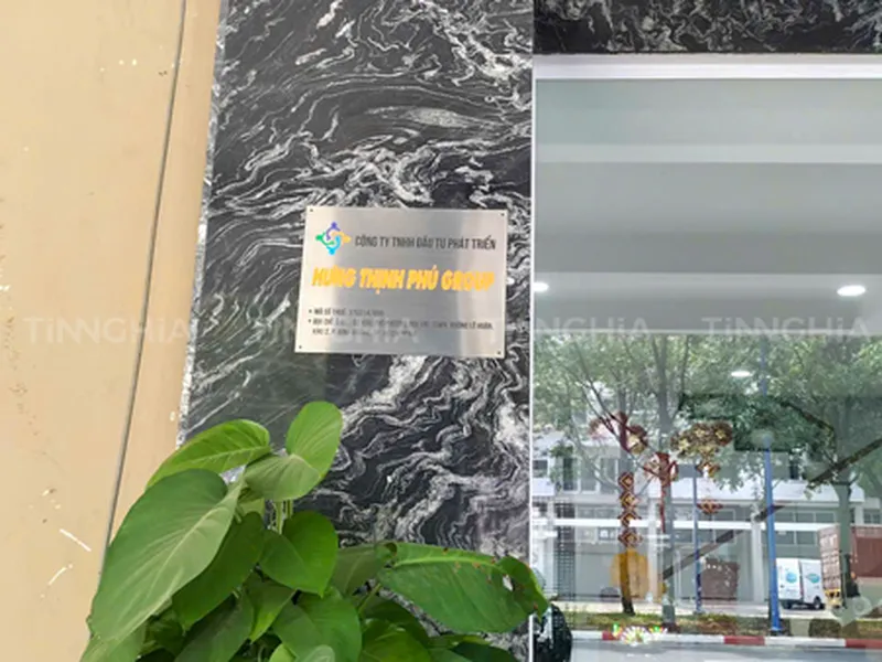 LÀM BIỂN CÔNG TY ALU CHỮ NỔI ĐẸP SANG TRỌNG