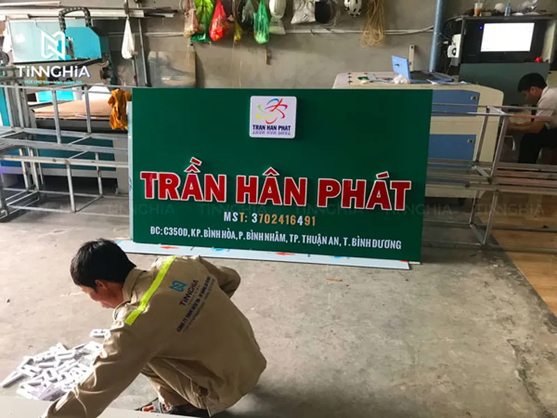 BẢNG HIỆU ALU CHỮ MICA NỔI BÌNH DƯƠNG