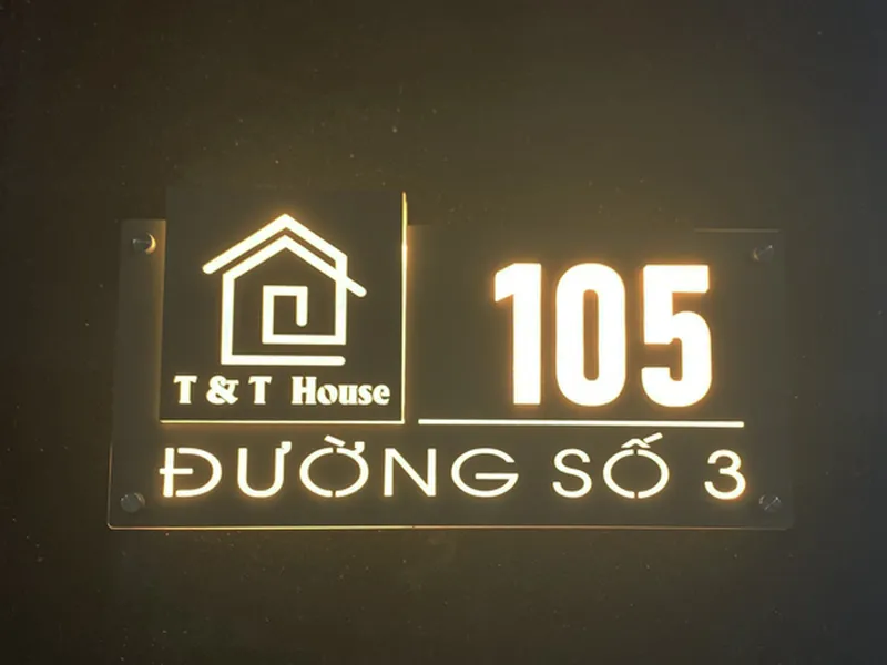 BIỂN HIỆU INOX ĂN MÒN DĨ AN