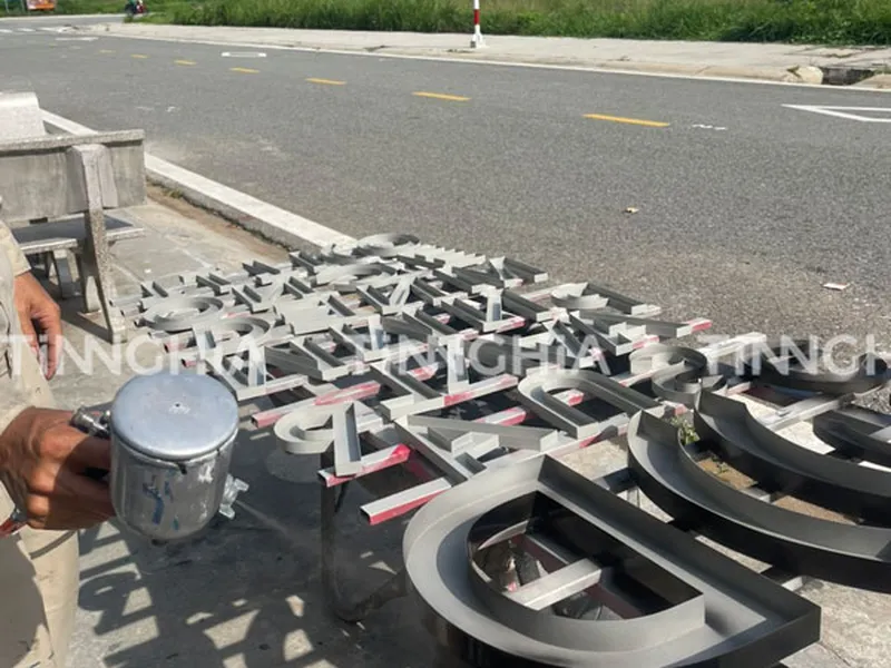 CHỮ INOX NỔI BÌNH DƯƠNG #APM