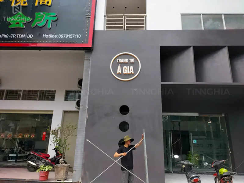 CHỮ NỔI INOX XƯỚC LED SÁNG CHÂN | Gắn Biển Hiệu Công Ty