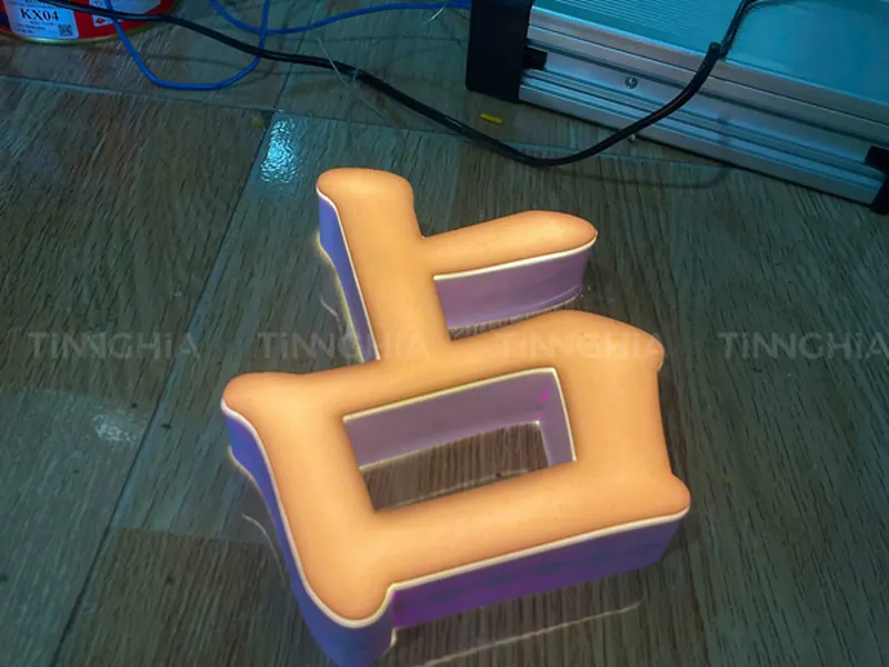 Hộp Đèn Chữ Bình Dương