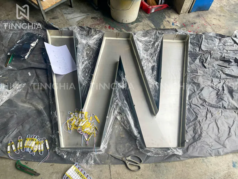 GIA CÔNG INOX BÌNH DƯƠNG | LÀM BẢNG HIỆU INOX, CHỮ NỔI INOX
