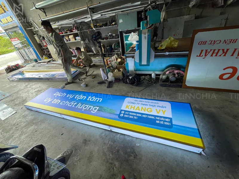 HỘP ĐÈN BẠT HIFLEX BÌNH DƯƠNG | LÀM BIỂN HỘP ĐÈN GIÁ RẺ