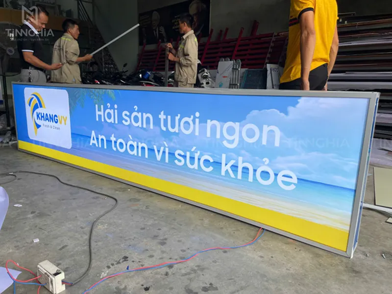 HỘP ĐÈN BẠT HIFLEX BÌNH DƯƠNG | LÀM BIỂN HỘP ĐÈN GIÁ RẺ