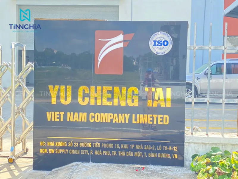 BẢNG HIỆU CHỮ INOX VÀNG GƯƠNG TÂN UYÊN