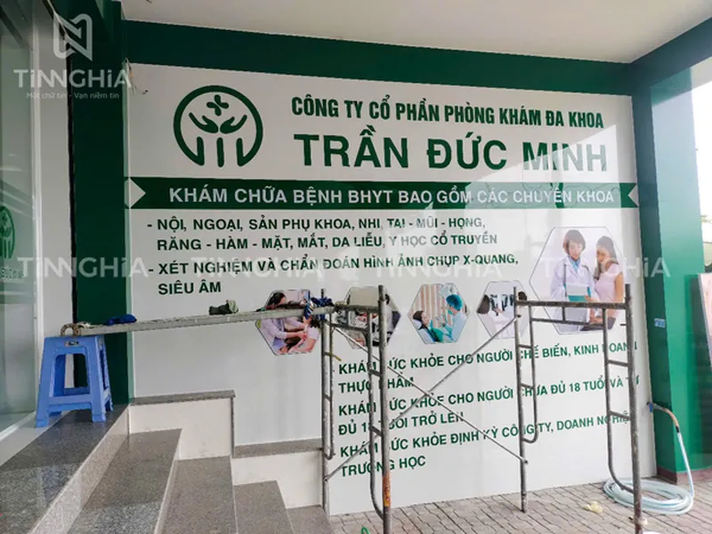 LÀM BẢNG HIỆU MICA TÂN UYÊN | BIỂN HIỆU MICA GIÁ RẺ