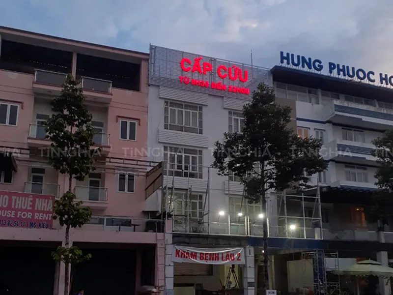 LÀM BẢNG QUẢNG CÁO PHÚ GIÁO BẰNG TÔN LAM | BIỂN HIỆU THANH LAM CHỮ NỔI LED