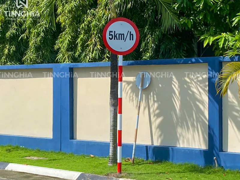 LÀM BIỂN BÁO BIỂN CẤM THỦ DẦU MỘT | DỊCH VU IN ẤN BIỂN HIỆU BÌNH DƯƠNG