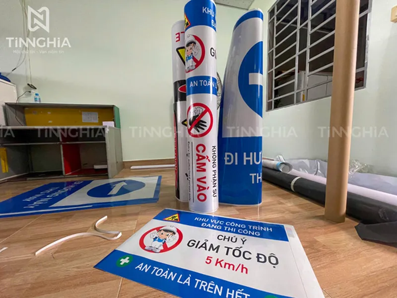 LÀM BIỂN BÁO THI CÔNG TÂN UYÊN | CHỖ LÀM BIỂN CẢNH BÁO BÌNH DƯƠNG