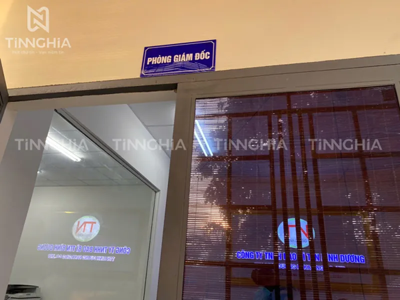 LÀM BIỂN HIỆU MICA TÂN UYÊN | LÀM BẢNG TÊN PHÒNG BAN GIÁ RẺ