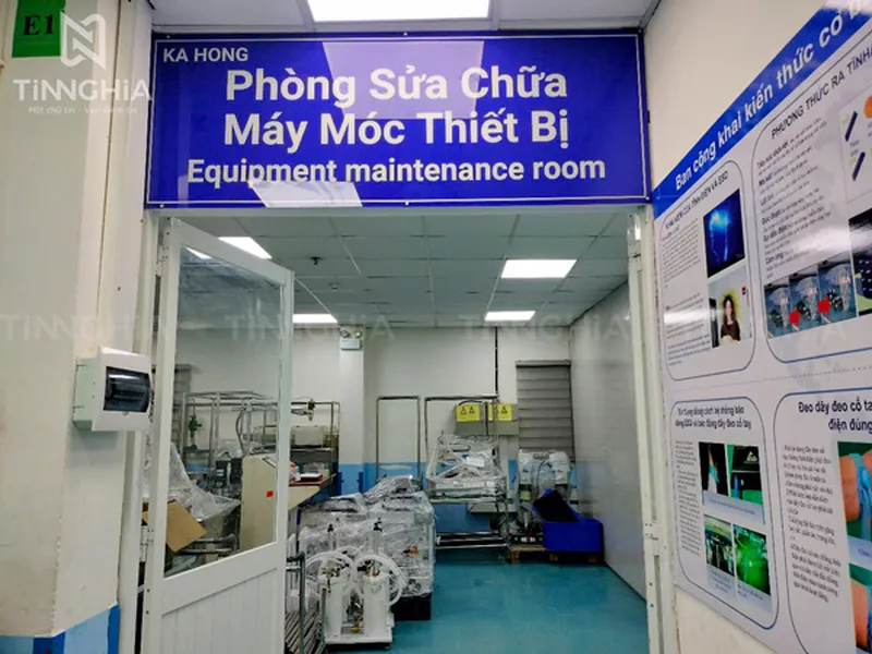 Hướng Dẫn Vệ Sinh Bảng Hiệu Mica Dễ Dàng | Làm Biển Hiệu Mica Bình Dương