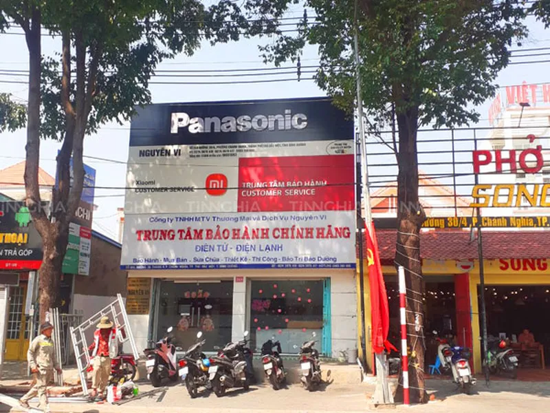 THI CÔNG BẢNG HIỆU ALU TẠI TÂN UYÊN