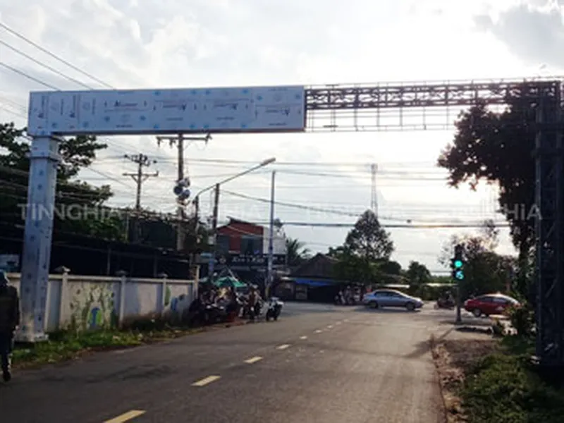 LÀM CỔNG CHÀO ỐP ALU GIÁ RẺ