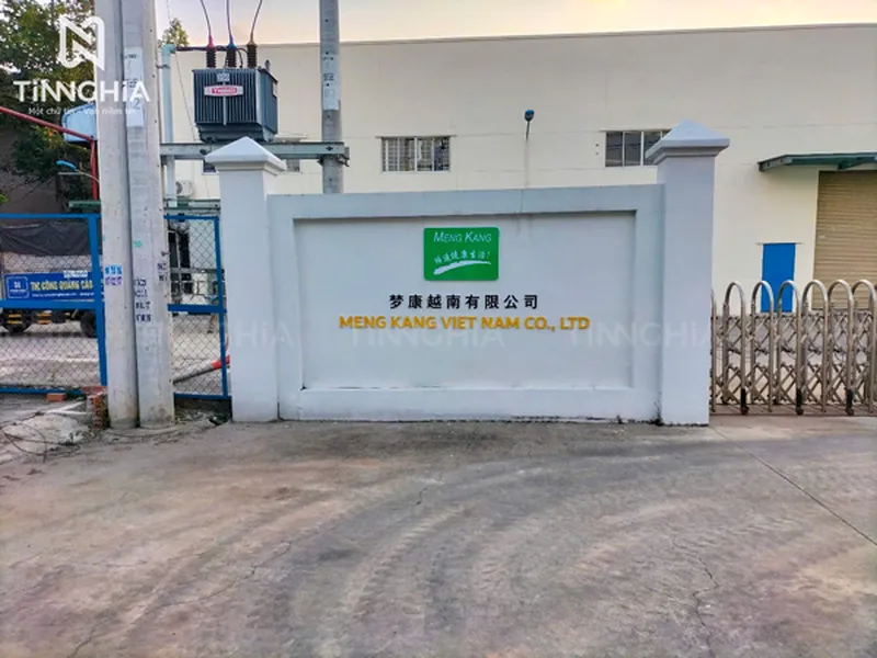 LÀM QUẢNG CÁO BÌNH DƯƠNG | BẢNG HIỆU, BIỂN HIỆU INOX, ALU, MICA
