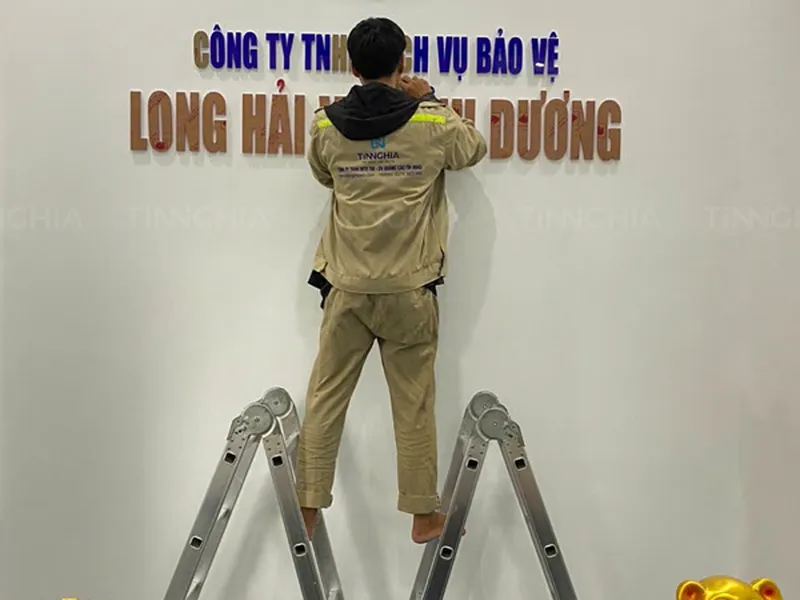 LOGO CHỮ NỔI VĂN PHÒNG DĨ AN | Làm Chữ Mica Gắn Tường, Sảnh Lễ Tân, Phòng Họp