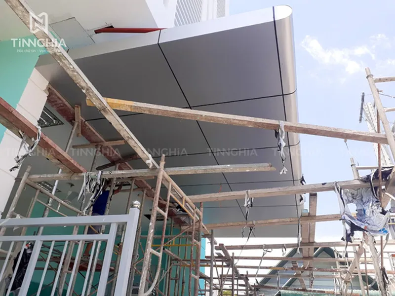 ỐP ALU BÌNH DƯƠNG | ỐP ALU CỔNG NHÀ | ỐP MẶT DỰNG BẢNG HIỆU ALU