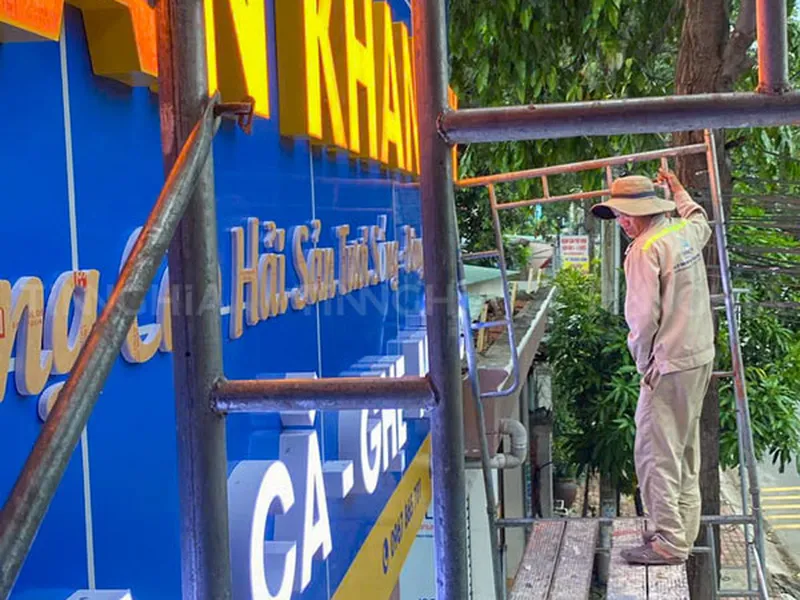 ỐP ALU MẶT DỰNG THUẬN AN | BIỂN ALU QUẢNG CÁO ĐẸP