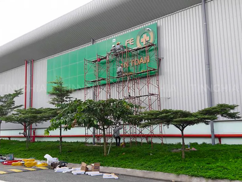 ỐP MẶT DỰNG ALU BÌNH DƯƠNG | ỐP ALU MẶT TIỀN BẢNG HIỆU ĐẸP