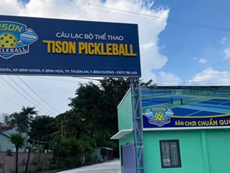 Làm Bảng Hiệu Sân Thể Thao Bình Dương – Giải Pháp Nâng Tầm Hình Ảnh Sân Bóng