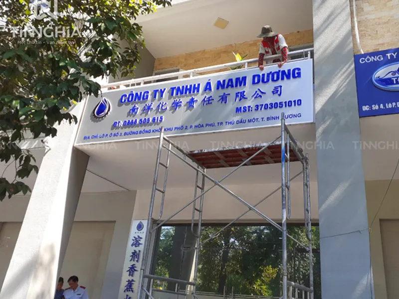 THI CÔNG BẢNG HIỆU CÔNG TY TẠI THUẬN AN