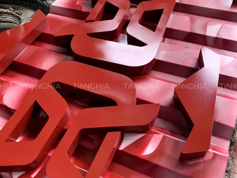 THI CÔNG CHỮ NỔI INOX - MICA TẠI DĨ AN